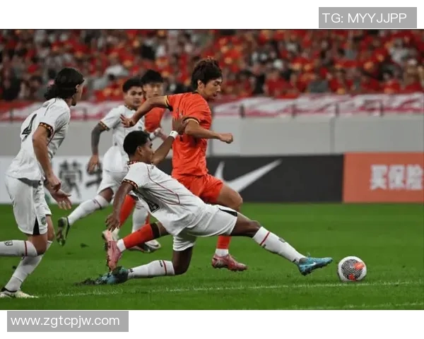 中国与伊朗足球比赛实时比分更新及精彩瞬间回顾 中国与伊朗足球比赛实时比分更新及精彩瞬间回顾